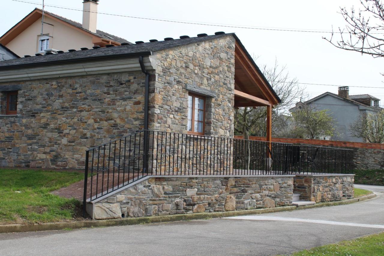 Apartamentos Casa Cerolleiro 卡斯特罗波尔 外观 照片