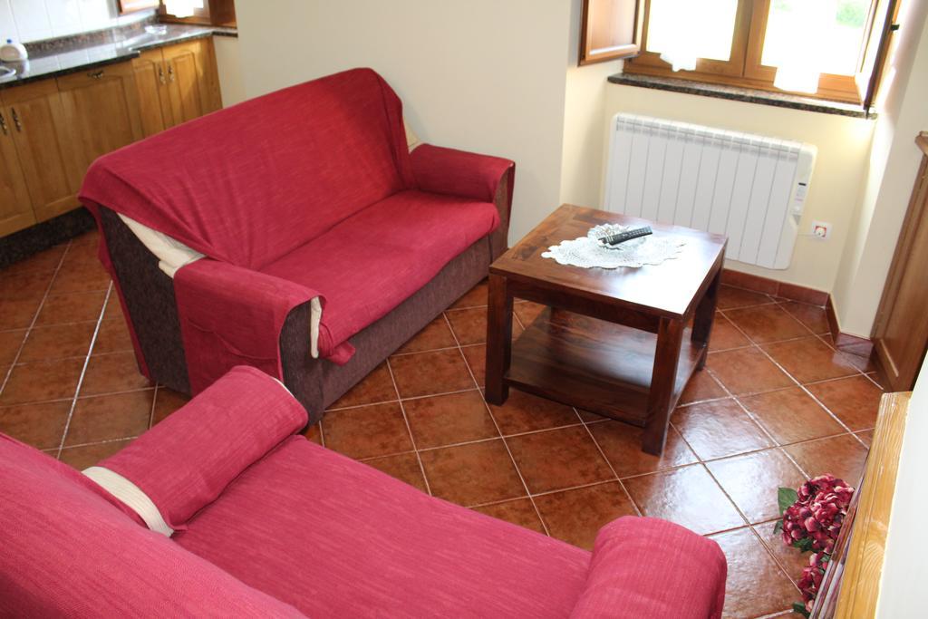 Apartamentos Casa Cerolleiro 卡斯特罗波尔 外观 照片