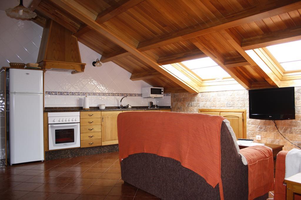 Apartamentos Casa Cerolleiro 卡斯特罗波尔 外观 照片